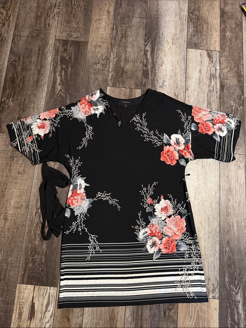 Floral V-Neck Black Women's Kimono style Dress with Coral Accents